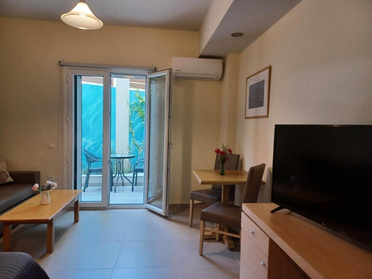 Hotel Estia 菲尼孔塔 外观 照片