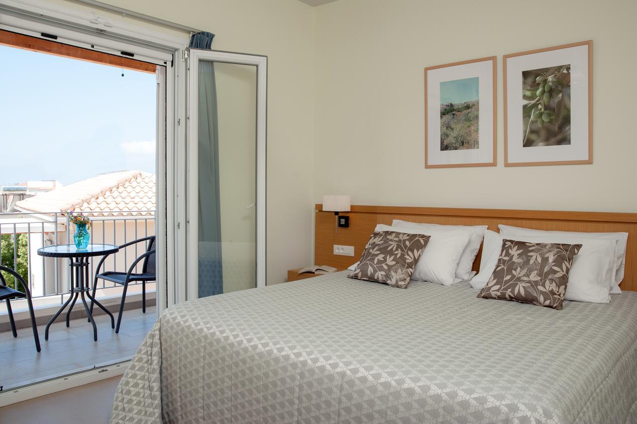Hotel Estia 菲尼孔塔 外观 照片